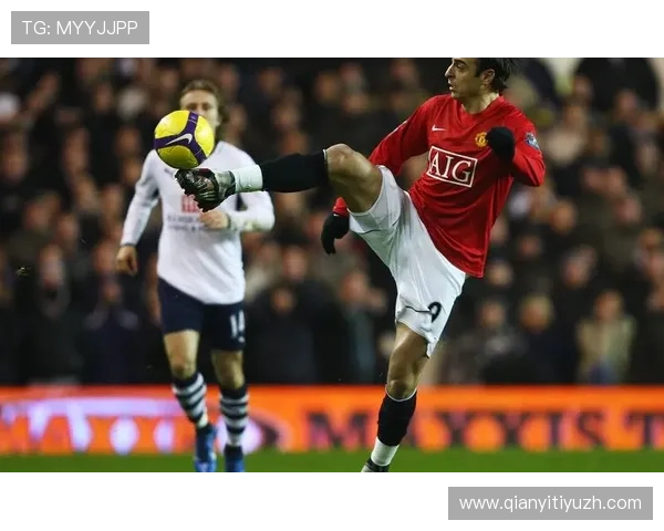 千亿国际球友会打造最专业的足球交流平台助你快速提升足球技能与实战经验 千亿国际球友会打造最专业的足球交流平台助你快速提升足球技能与实战经验